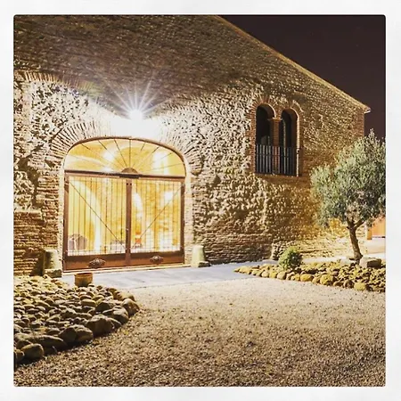 بيت ضيافة Mas Latour Lavail 4*