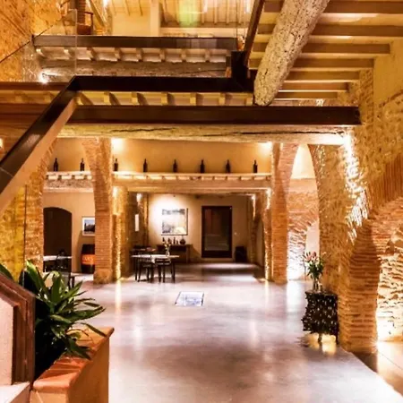 ゲストハウス Mas Latour Lavail