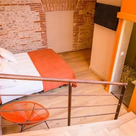 Mas Latour Lavail بيربينيو