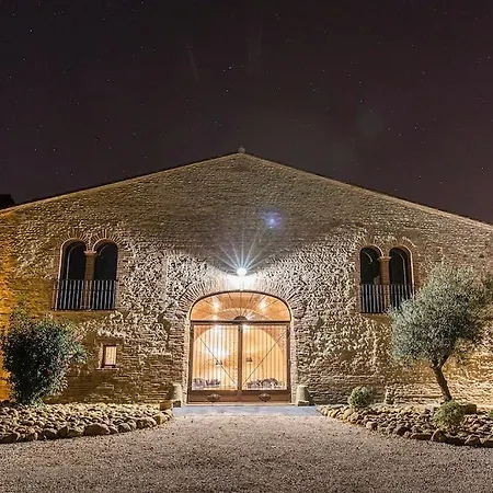 Mas Latour Lavail 4*