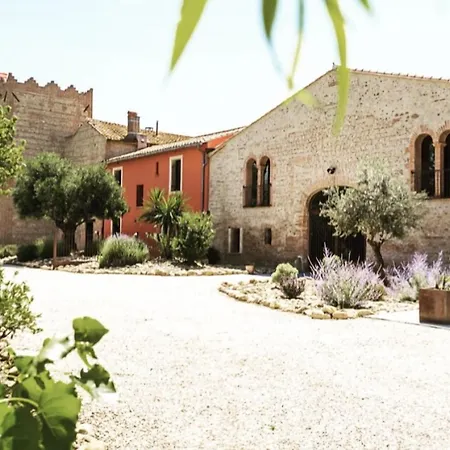 Mas Latour Lavail 4*