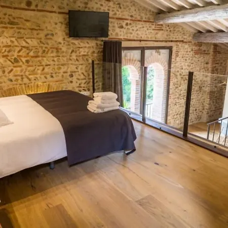 ゲストハウス Mas Latour Lavail