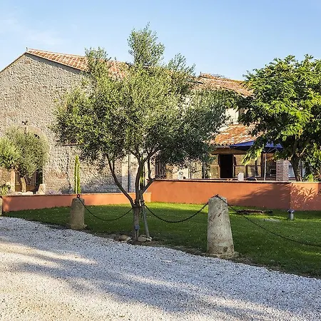 Mas Latour Lavail 4* ペルピニャン