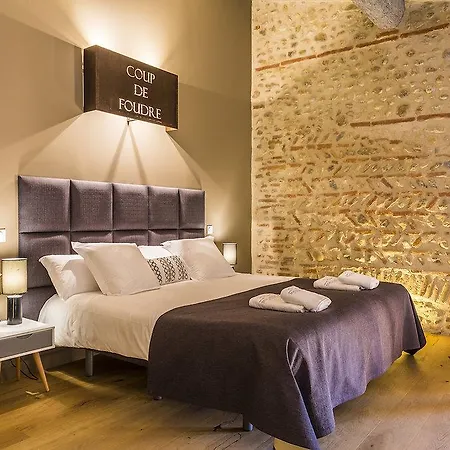 Mas Latour Lavail بيت ضيافة 4*