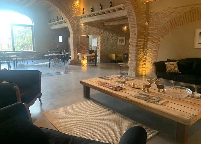 Guest house Mas Latour Lavail 4*