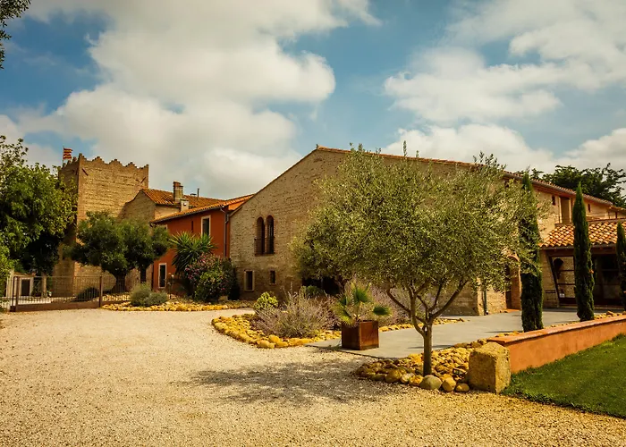 Mas Latour Lavail 4*