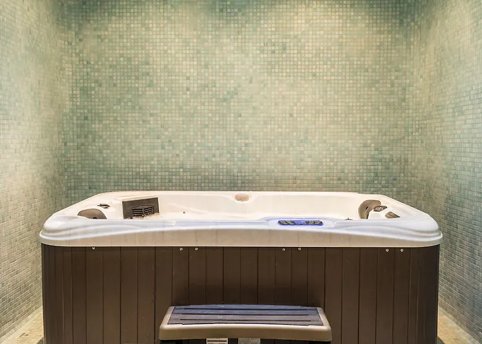 بيت ضيافة Mas Latour Lavail بيربينيو